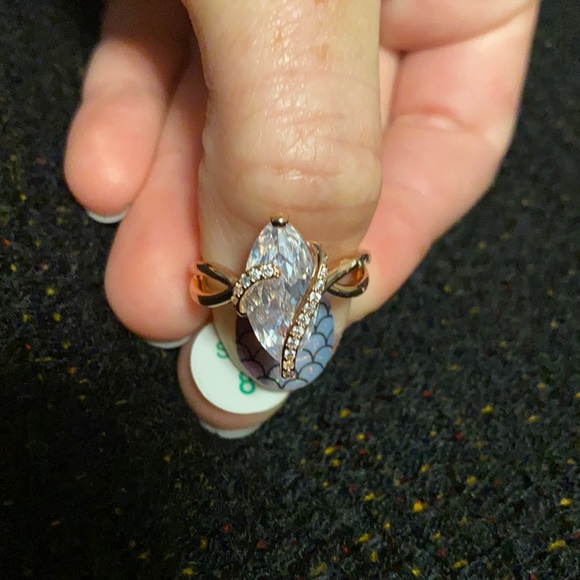 April ring bomb - Picture 2 of 2